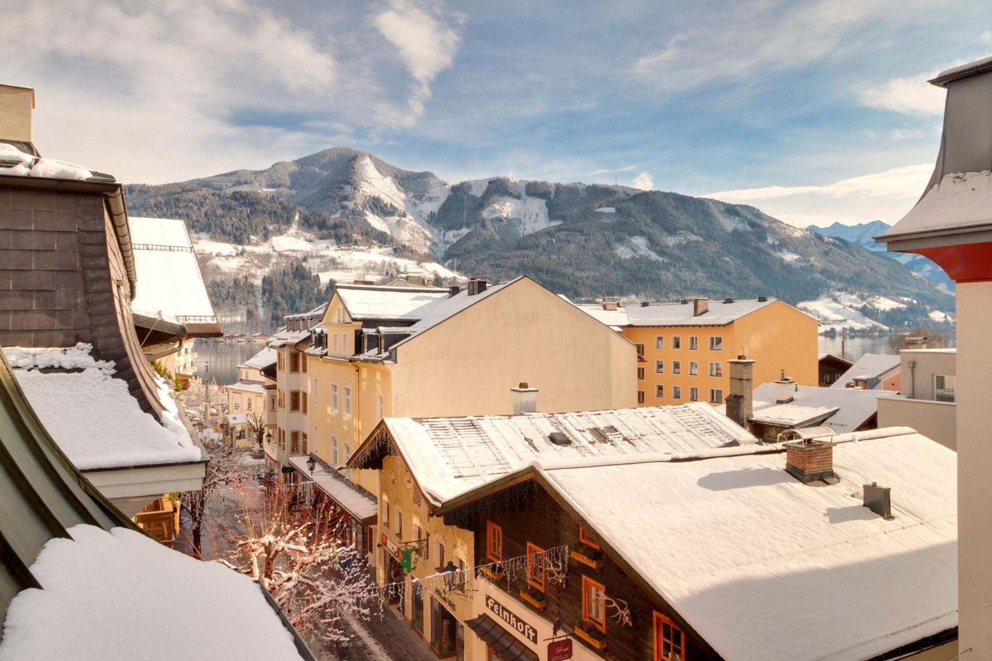 Hotel Gruner Baum Zell am See Zewnętrze zdjęcie